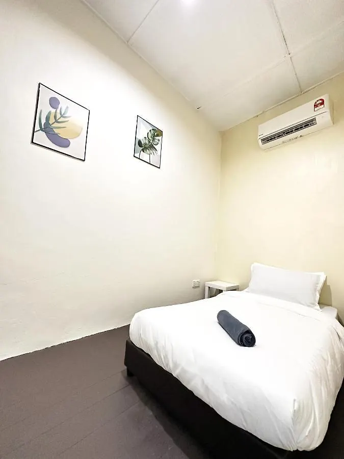 22A Hostel George Town